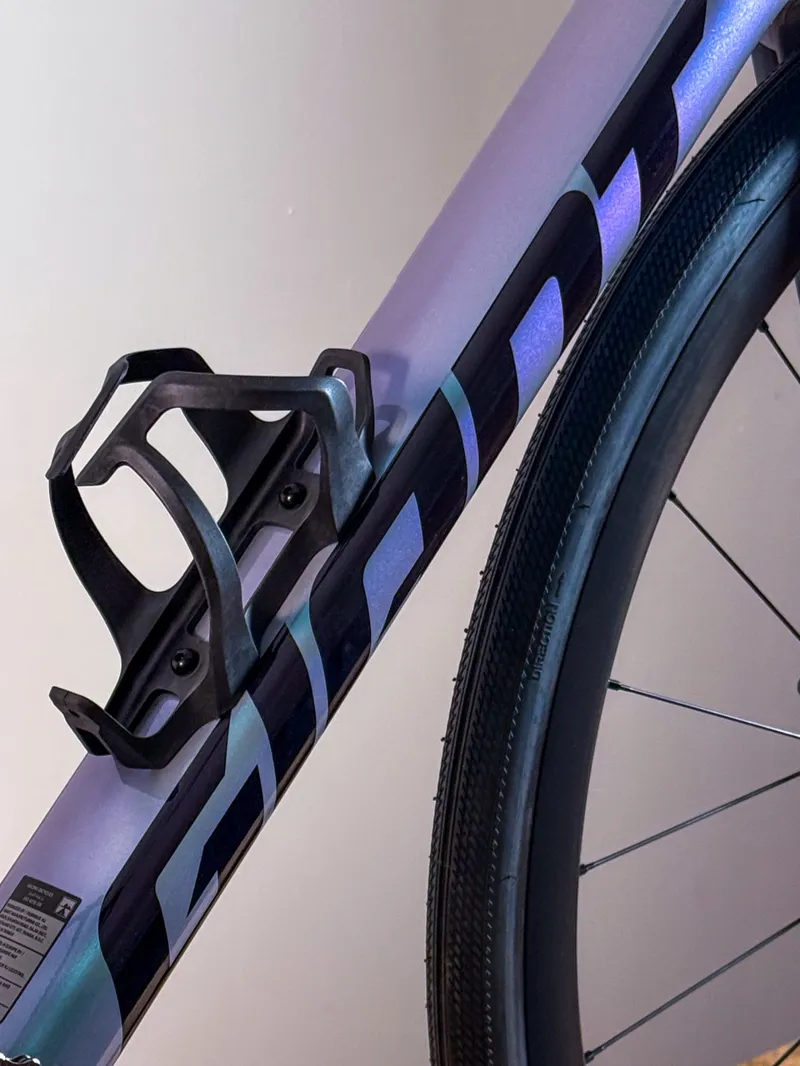 Giant Defy Advanced Pro 2 Road Bike In Gloss Prismatic Haze-4