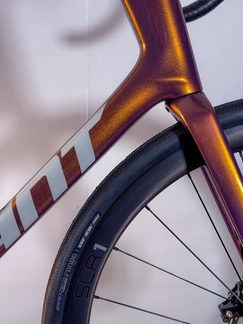 Giant Defy Advanced Pro 1 Road Bike In Gloss Meteor Storm-4