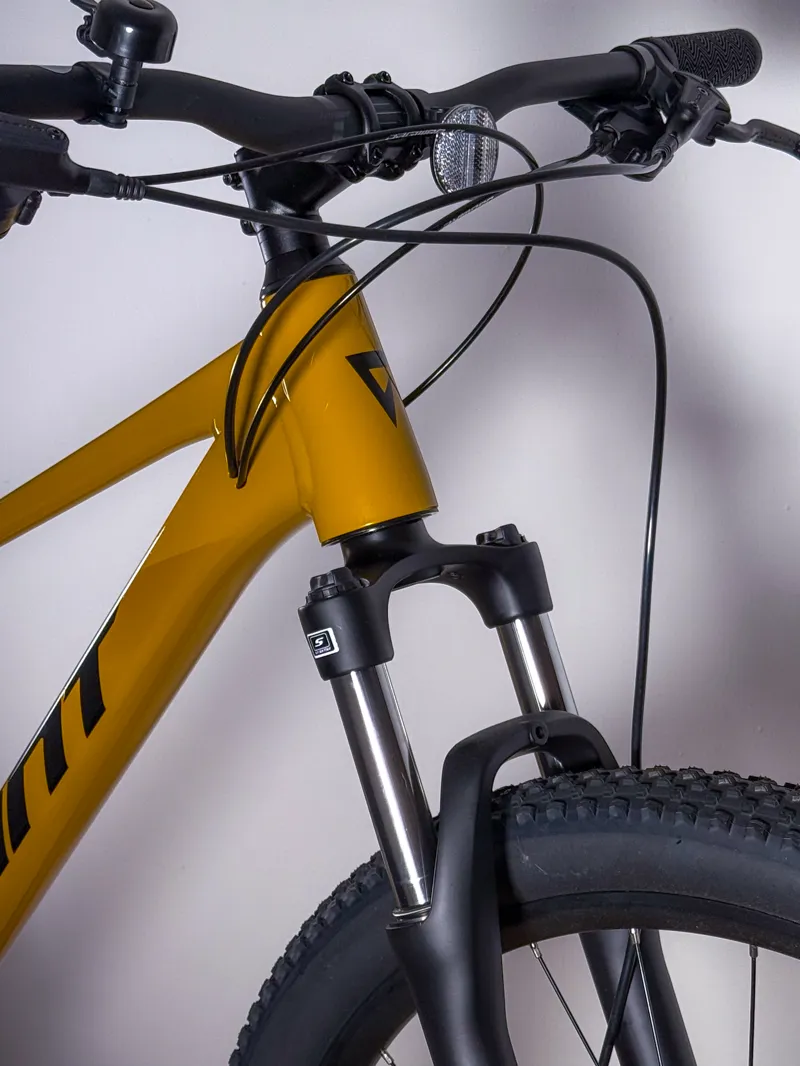 Giant Talon 3 29 Mountain Bike In Gloss Beeswax-1