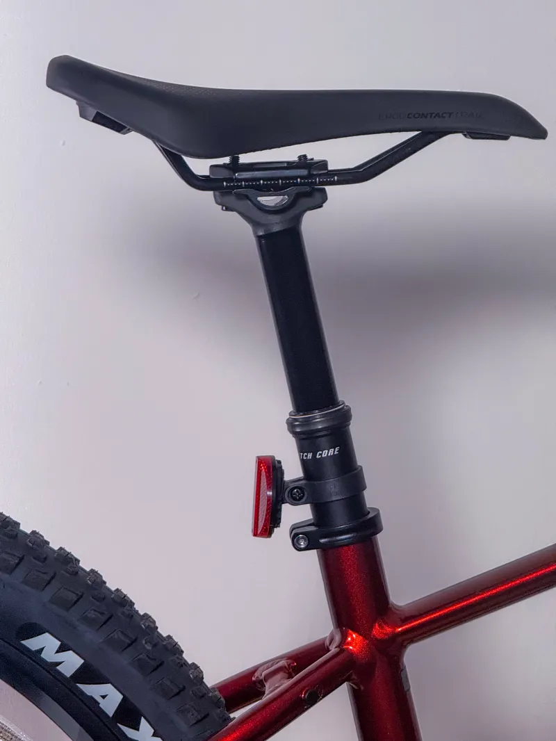 Giant Talon 2 27.5 Mountain Bike In Pure Red-5