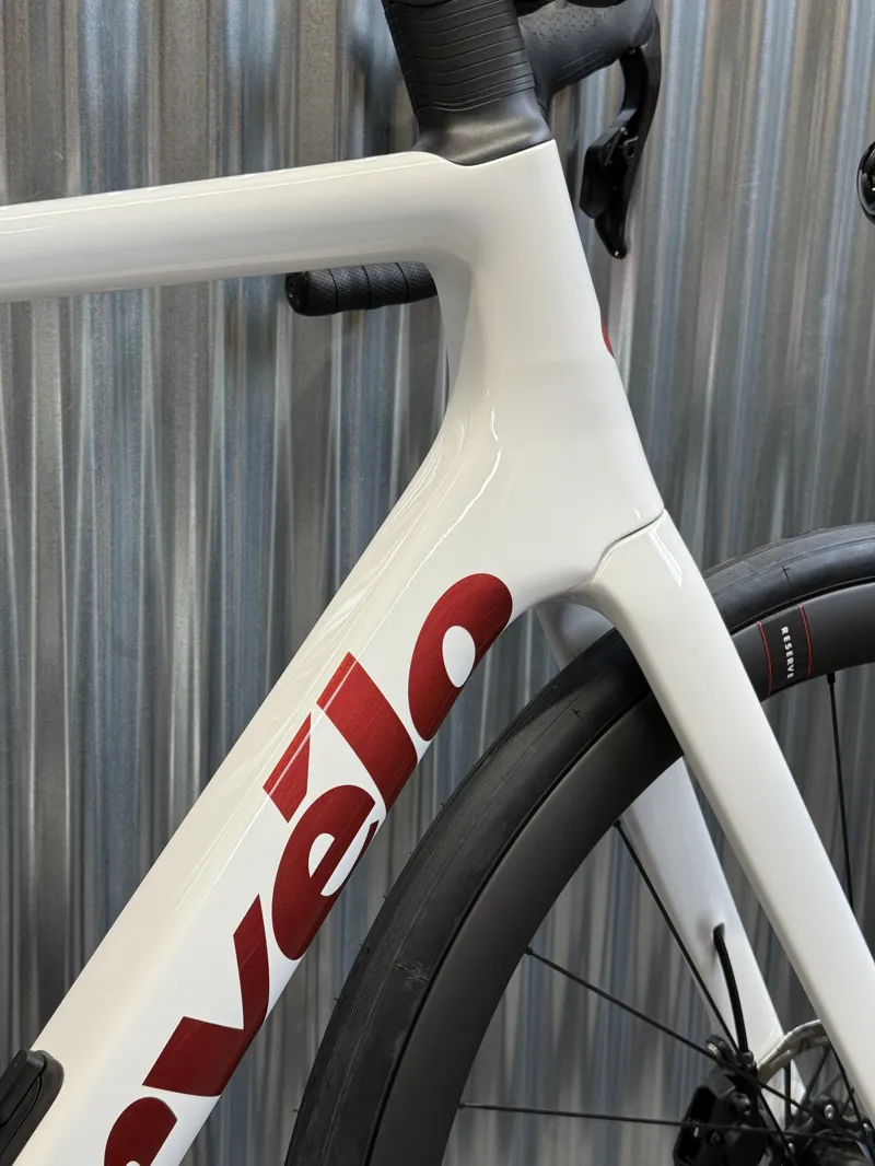 Cervelo Caledonia - 5 Rival AXS Vanilla/Cherry-2