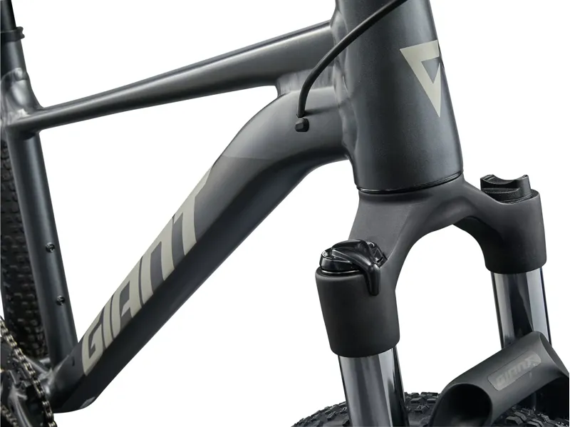 Giant Talon 1 29 Mountain Bike In Charcoal-2